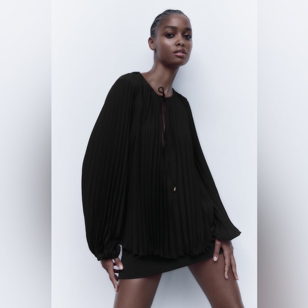 Zara PLEATED BLOUSE